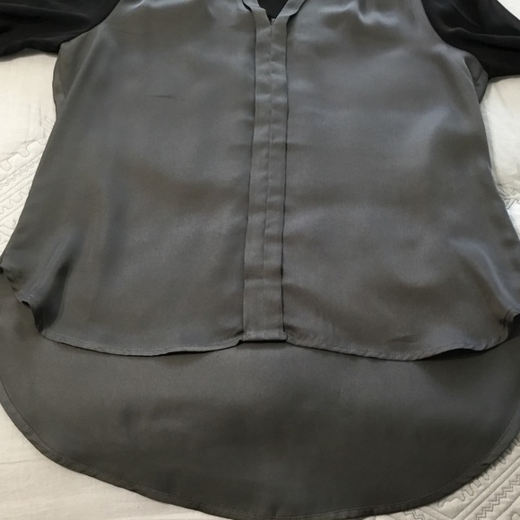 Kenneth Cole Chiffon/Satiny Blouse 🎖HP🎖 - Picture 7 of 14